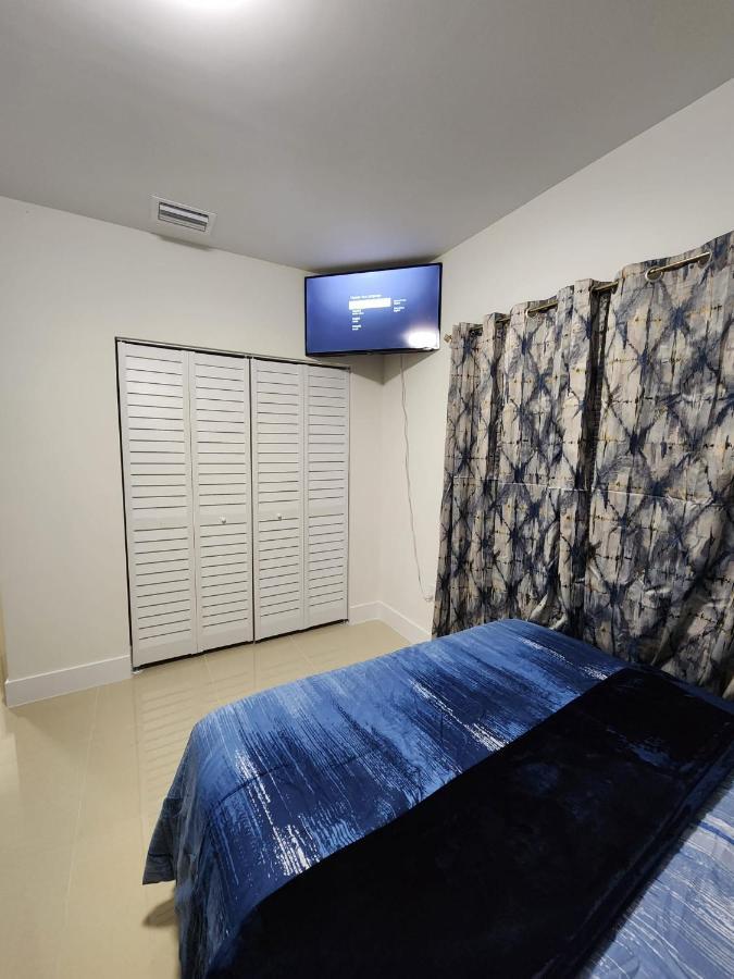 The 305 Villa Miami Exterior photo